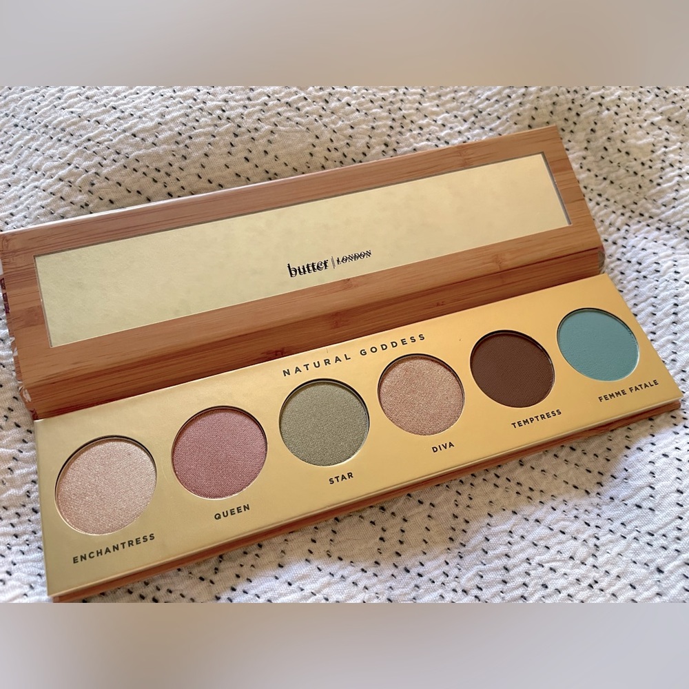 BUTTER LONDON Natural Goddess Eyeshadow Palette